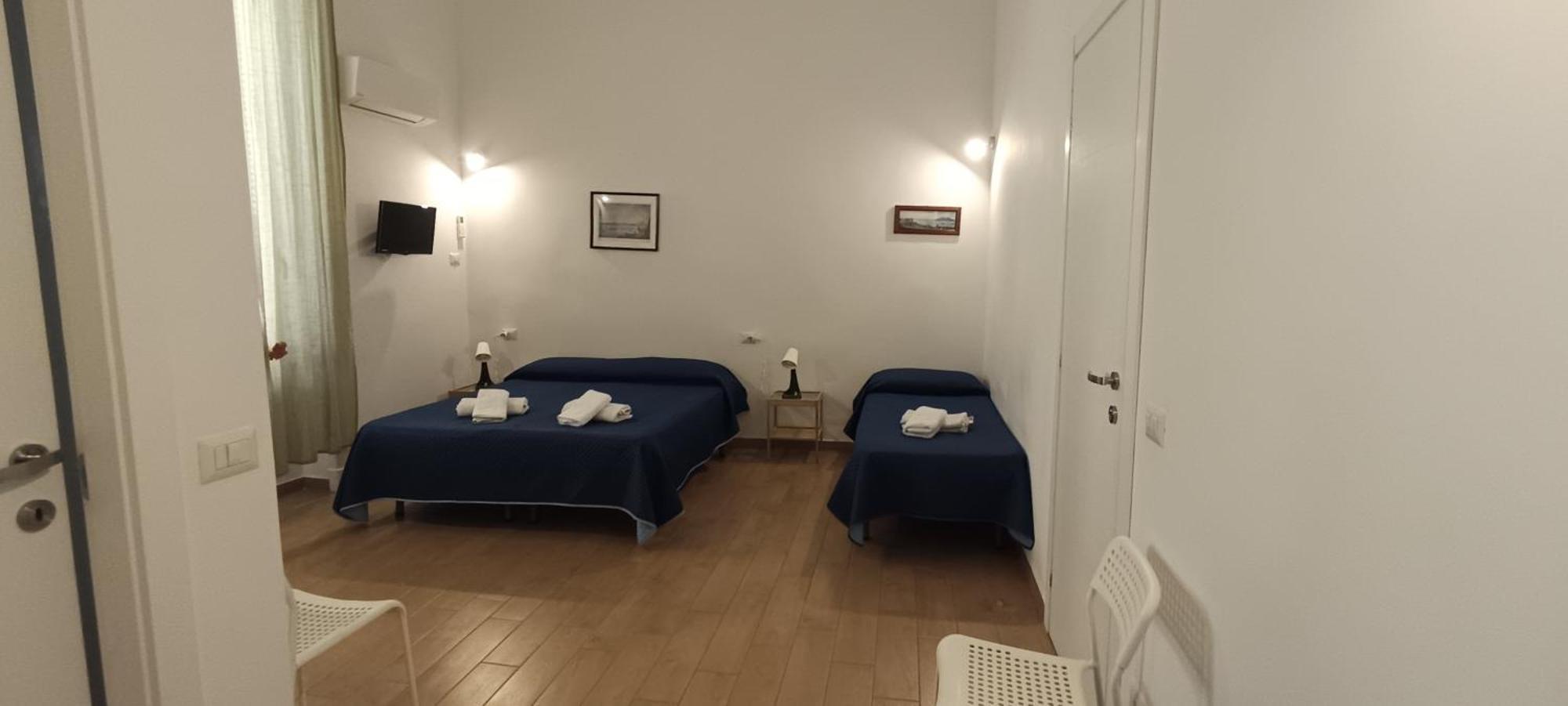 Casa Laura Oliva Mancini Bed and Breakfast Νάπολη Εξωτερικό φωτογραφία